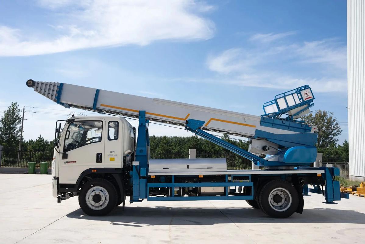 怀安县云梯上料车租赁费用