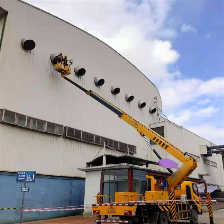 怀安县高空作业车出租服务：专业广告牌安装解决方案