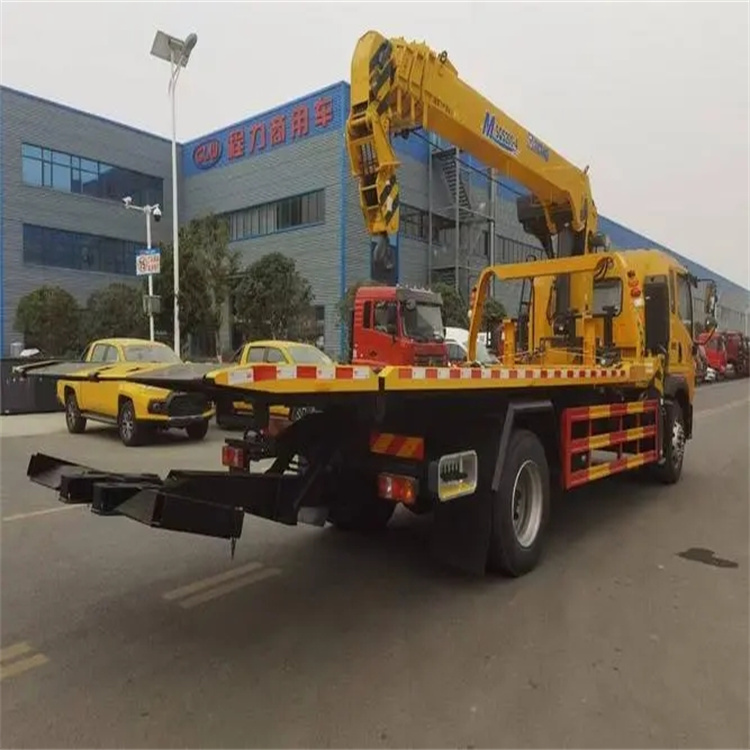 怀安县附近小随车吊出租电话，轻松解决搬运烦恼