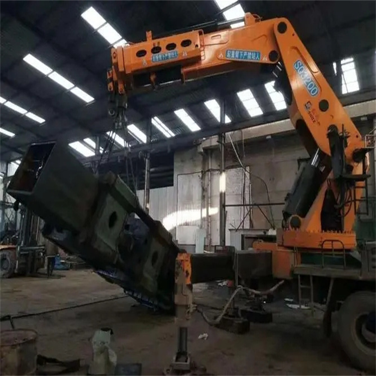 怀安县130吨折臂吊车出租吊机租赁附近电话