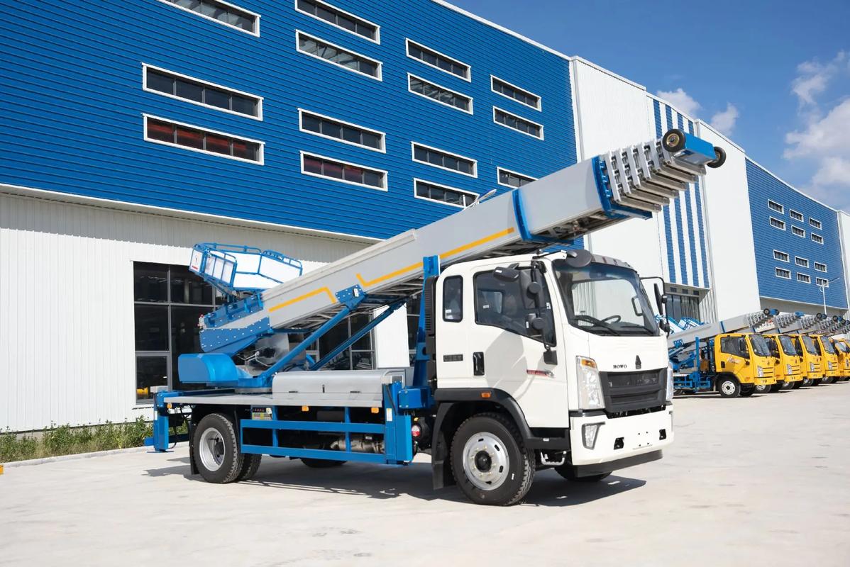 怀安县出租云梯车高空作业车 建筑垃圾搬运